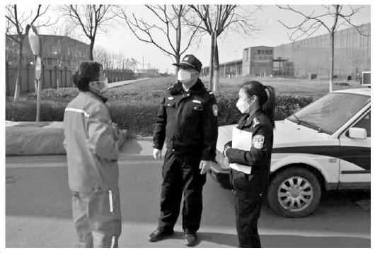 河北唐山一民警牺牲在抗疫一线 身边散落疫情排查表